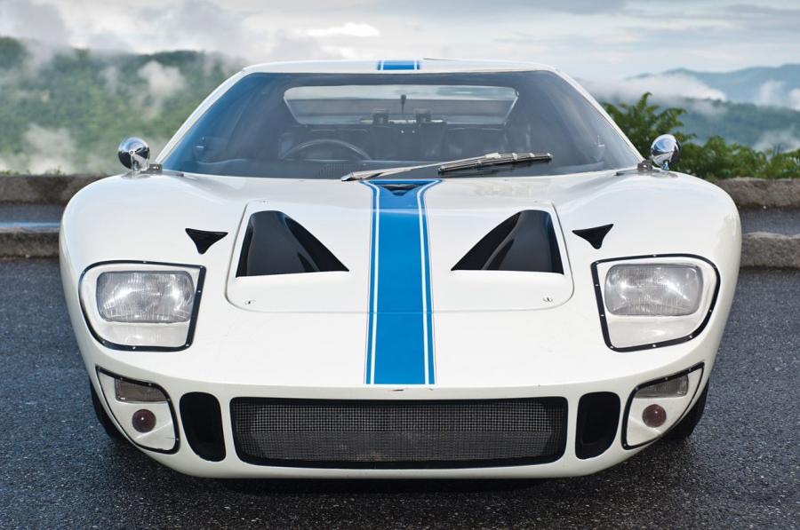  Ford GT40 (Mk I) 1967 года  (фото 22 из 34)